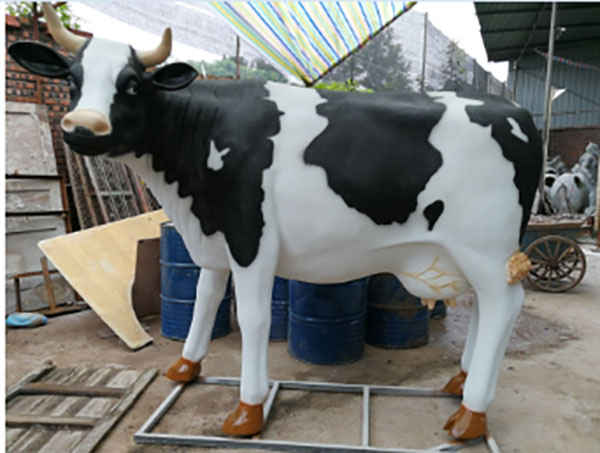 仿真奶牛模型